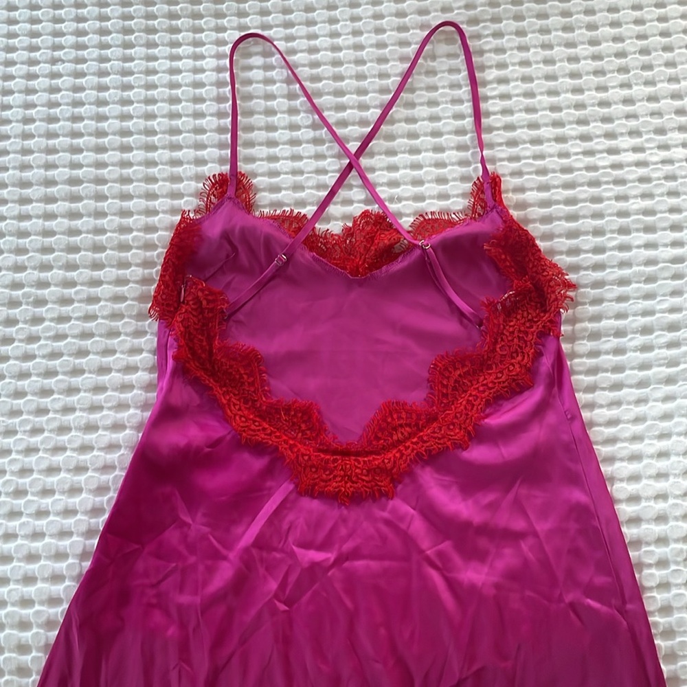 Slip - Picture 3 of 3